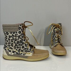 Sperry Top Sider Hikerfish Lace Up Leopard Print Lace Up Boots Size 8
